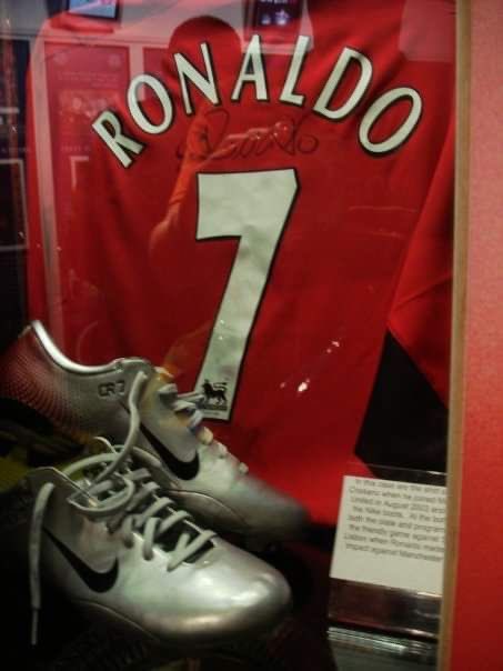 🔙🏴󠁧󠁢󠁥󠁮󠁧󠁿🥹