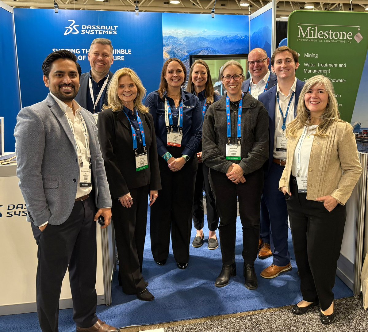 3dsGEOVIA's tweet image. 😎 Meet the team behind smarter mining!

📍 Booth #7608N, North Hall at #PDAC2026. 

✨ Dive into GEOVIA #Surpac &amp;amp; #Whittle, see why they’re the global gold standard in geology modeling and optimization.

#GEOVIA #MiningSoftware 
@the_PDAC