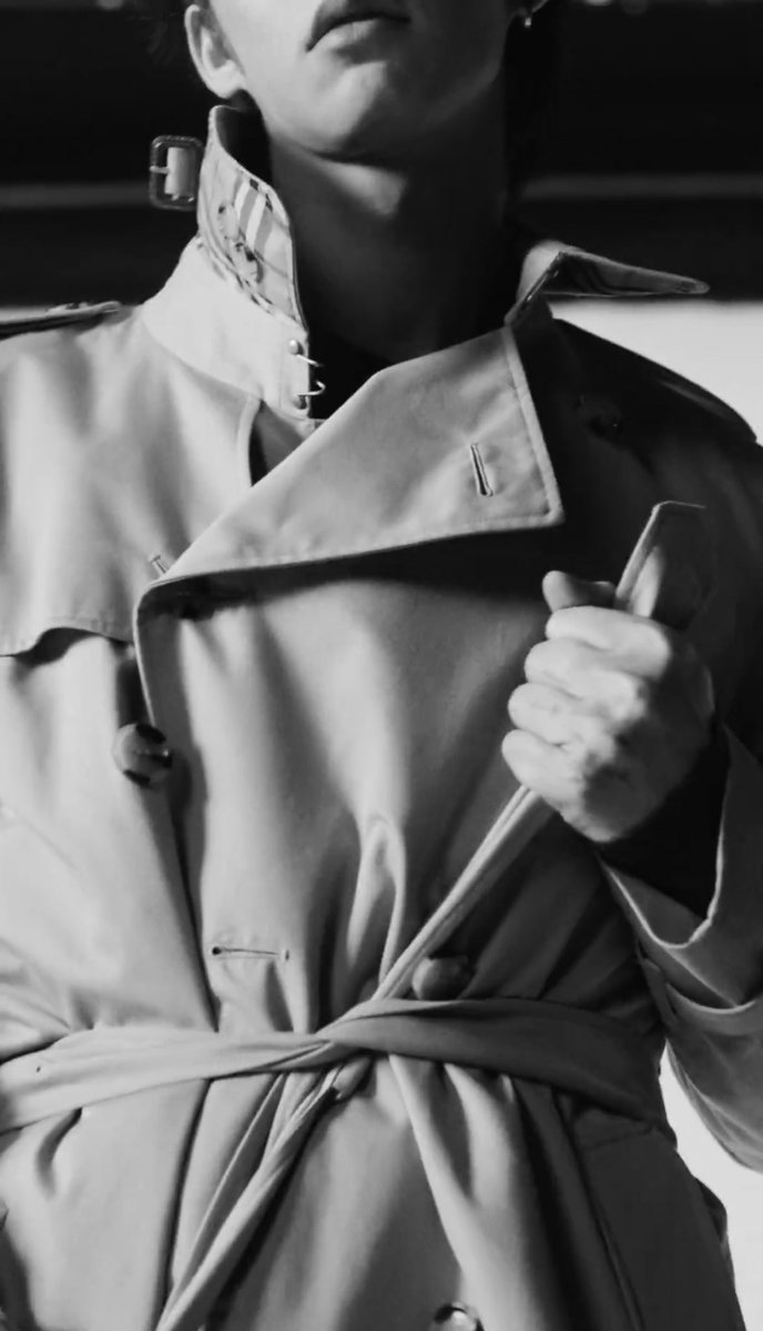 ฝากทุกคนๆ ให้เอนเกจกับโพสต์นี้ของ Burberry ทุกช่องทางเลยนะคะ ดีใจมากๆ กับไบร์ท สำหรับโกลบอลแคมเปญนี้ของ Burberry 

The Trench, Portraits of an Icon

Celebrating 170 years of Burberry with a tribute to our house signature.

IG Burberry : instagram.com/reel/DVYLqN7DS…
 
X Burberry :