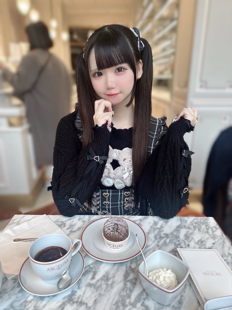 初めにドキドキを砕いて꒰՞⸝⸝ᴗ ·̫ ⊂՞꒱◝✩♥