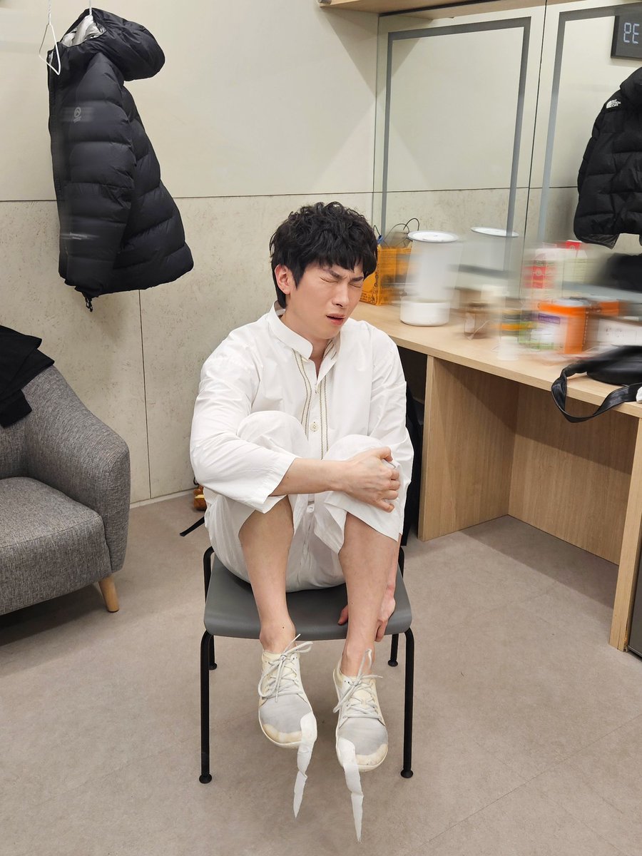 난 2222 신발아 고생해따