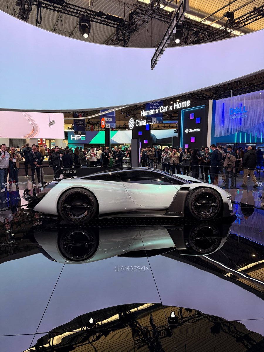 iamgeskin's tweet photo. Xiaomi Vision GT concept car 
#xiaomi #MWC26 https://t.co/LYcfc2e7HZ
