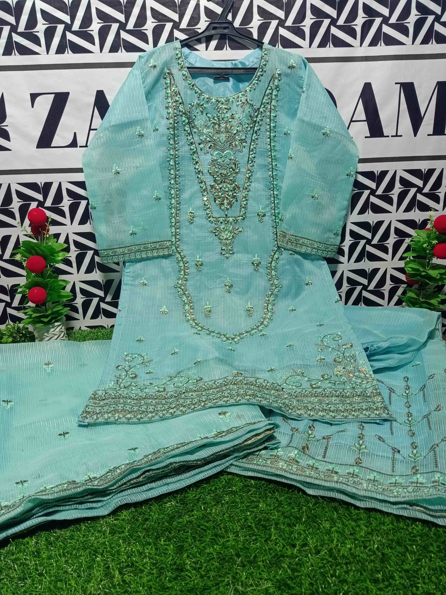 ZARANDAM_'s tweet photo. 💎 Neptune Radiance: The Onyx Gilded Gold 3-Piece 💎
Elevate your presence with the serene Neptune (Aqua) Slub formal. Featuring a heavily worked U-neckline, intricate gold embroidery, and unique 3D hand-placed bead
Shop: https://t.co/mpxKZcf6Z1
#Zarandam #NeptuneBlue #LuxuryPret https://t.co/pfPxI7kzat