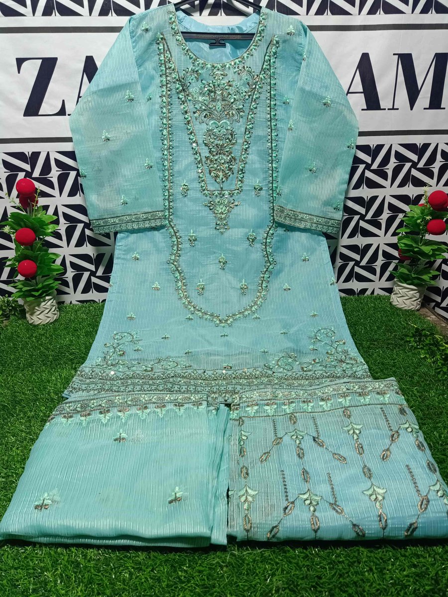 ZARANDAM_'s tweet photo. 💎 Neptune Radiance: The Onyx Gilded Gold 3-Piece 💎
Elevate your presence with the serene Neptune (Aqua) Slub formal. Featuring a heavily worked U-neckline, intricate gold embroidery, and unique 3D hand-placed bead
Shop: https://t.co/mpxKZcf6Z1
#Zarandam #NeptuneBlue #LuxuryPret https://t.co/pfPxI7kzat