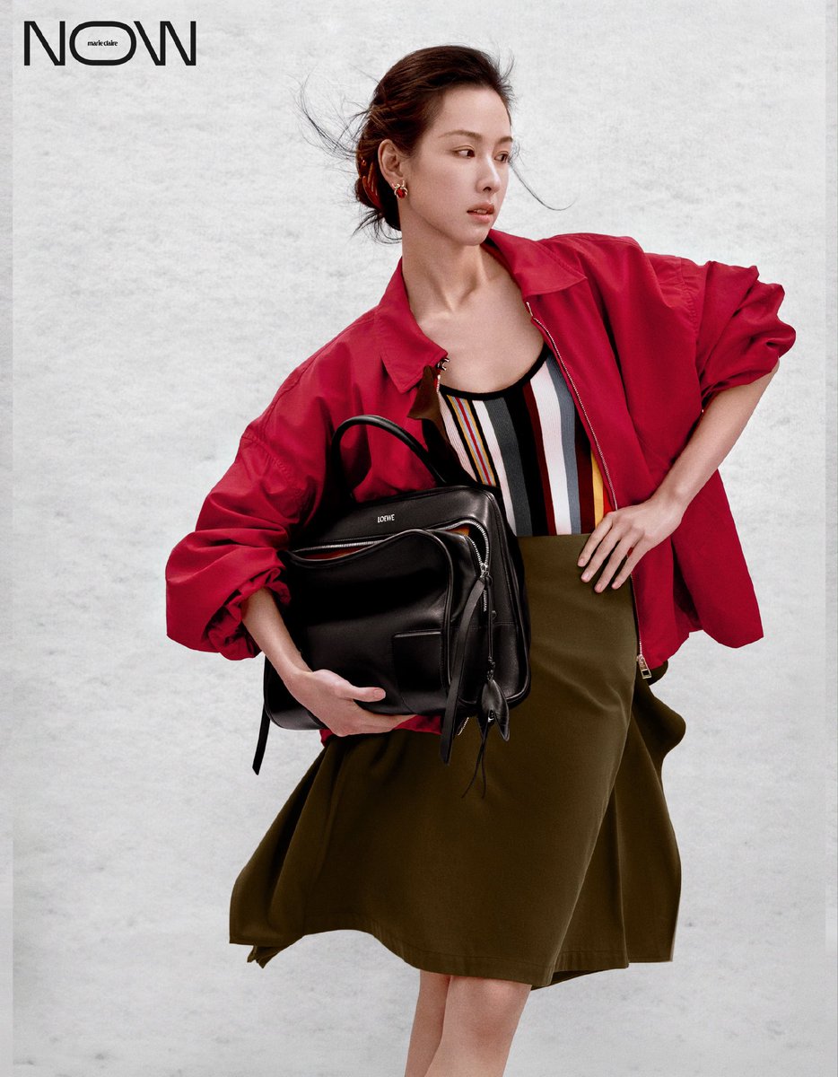 BowieX1998's tweet photo. New magazine

#ChenDulingLOEWE 
#ChenDuling 
#陈都灵 https://t.co/9F6PYtLR5P