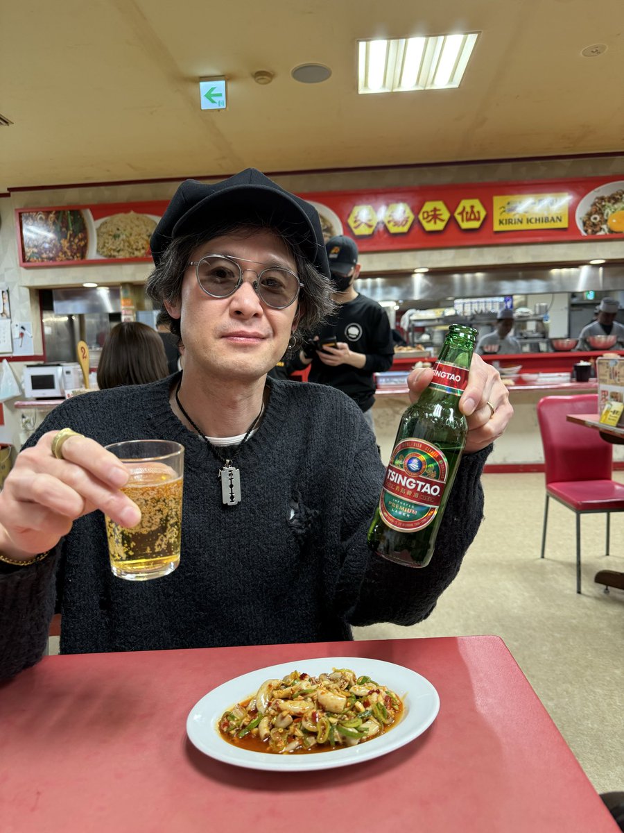 ICHIROW1669's tweet photo. ラブリー味仙テレビ塔、自分土産はブラックマーケット。マイのブラザーが言ってましたボーイズビーシドビシャス名古屋楽しかったですデストロイ😎 https://t.co/YdIF4TWEBL
