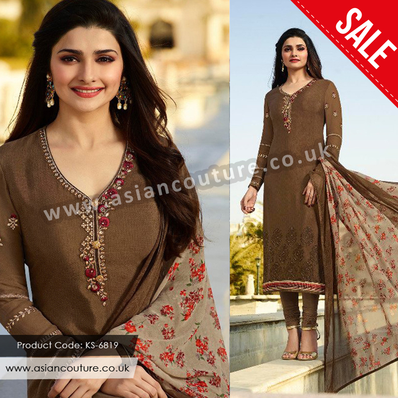 Asian_CoutureUK's tweet photo. Step into Eid with confidence 🌙
Stylish salwar suits on sale.
https://t.co/MiP7BQaGBB

#Asiancouture #eiddresses  #eidcollection
#sale #designercollection https://t.co/GJeRDRwZkZ