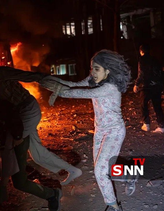 Es bastante sintomático que lo viral en Occidente sean mujeres iraníes sexualizándose para babosos y no esto 👇🏾

Curioso...