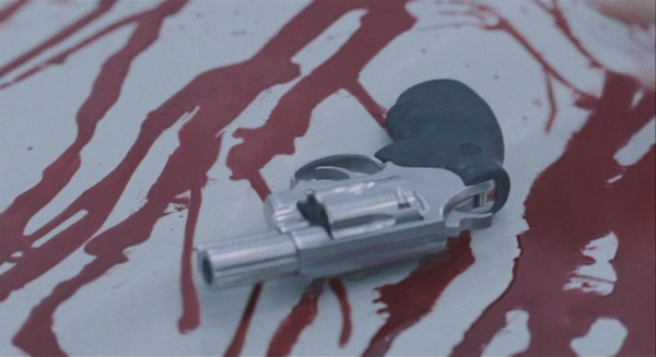 #このアイテムでピンときたら映画好き 
残弾4発