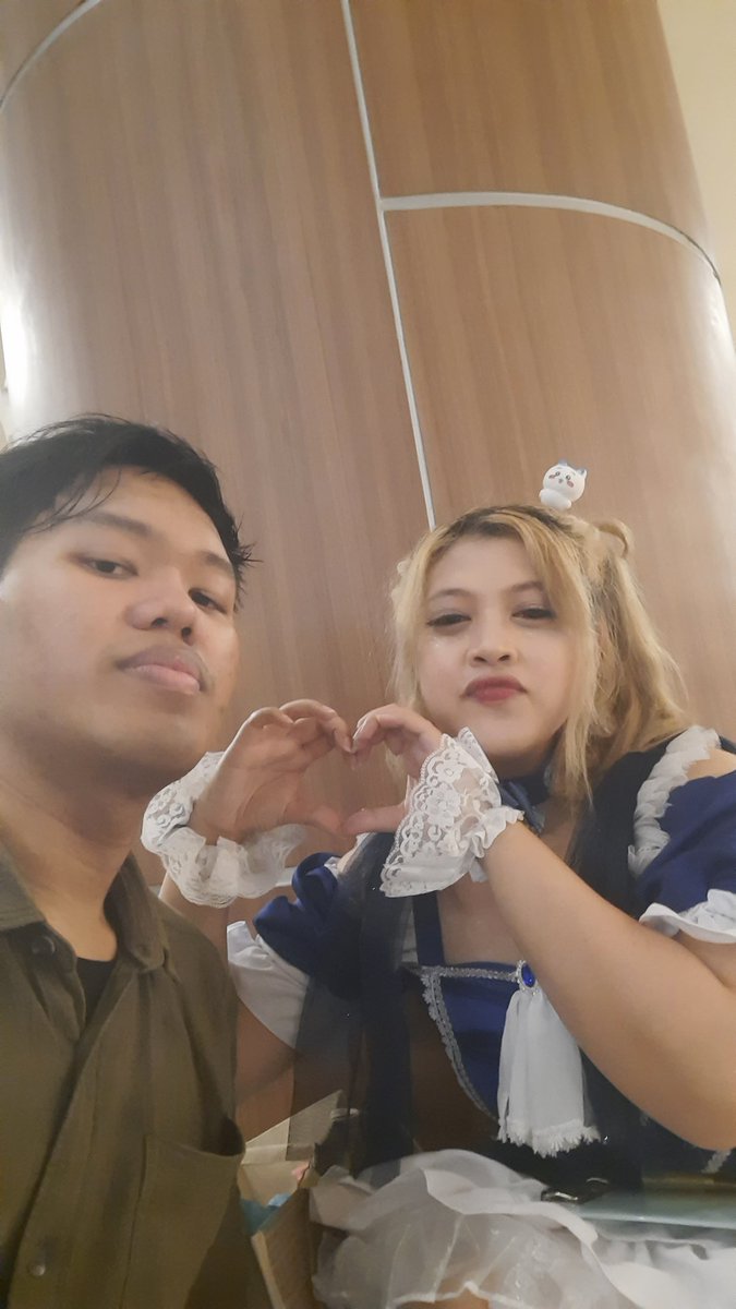 fikrijos399's tweet photo. otsu rissa @Rissa_deBleu @KuremachiSukses https://t.co/gpAEf4izjn