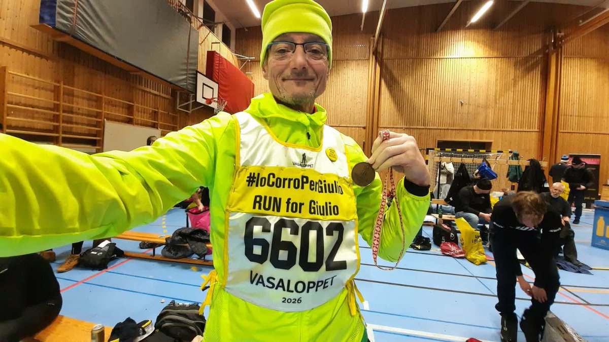 Fabio Bonaldo 💛 💪🏼 🏆 alla Vasaloppet, 90 km sugli sci da fondo portando la richiesta di #veritapergiulioregeni 
#iocorroperGiulio 

La #Vasaloppet è la più antica, lunga e grande gara di sci di fondo al mondo, si tiene la prima domenica di marzo in Svezia, da Sälen a Mora!