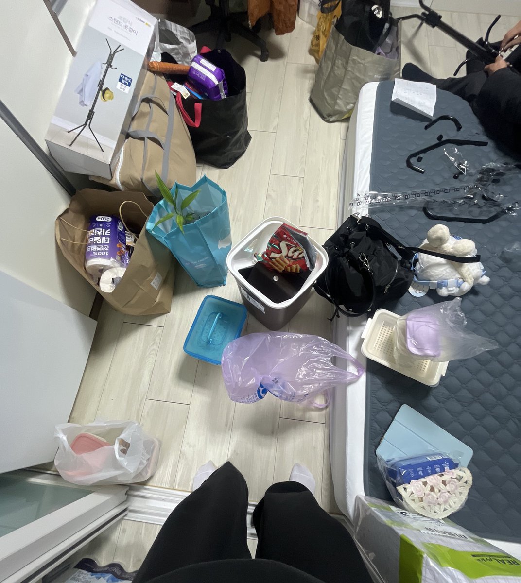 chxxil7's tweet photo. 자취 시작! ｡°(°.◜ᯅ◝°)°｡ https://t.co/SV9IfKsc1o