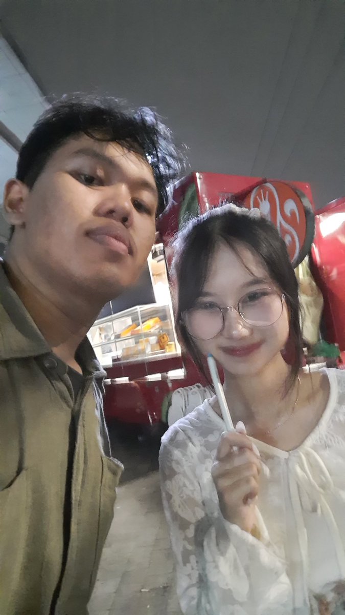 mutsaqqoful_fikri tweet media