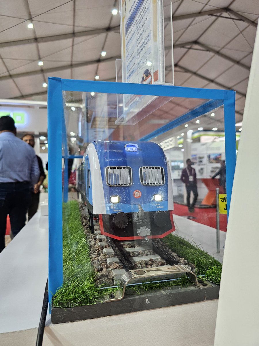 Indian Infra Report tweet media