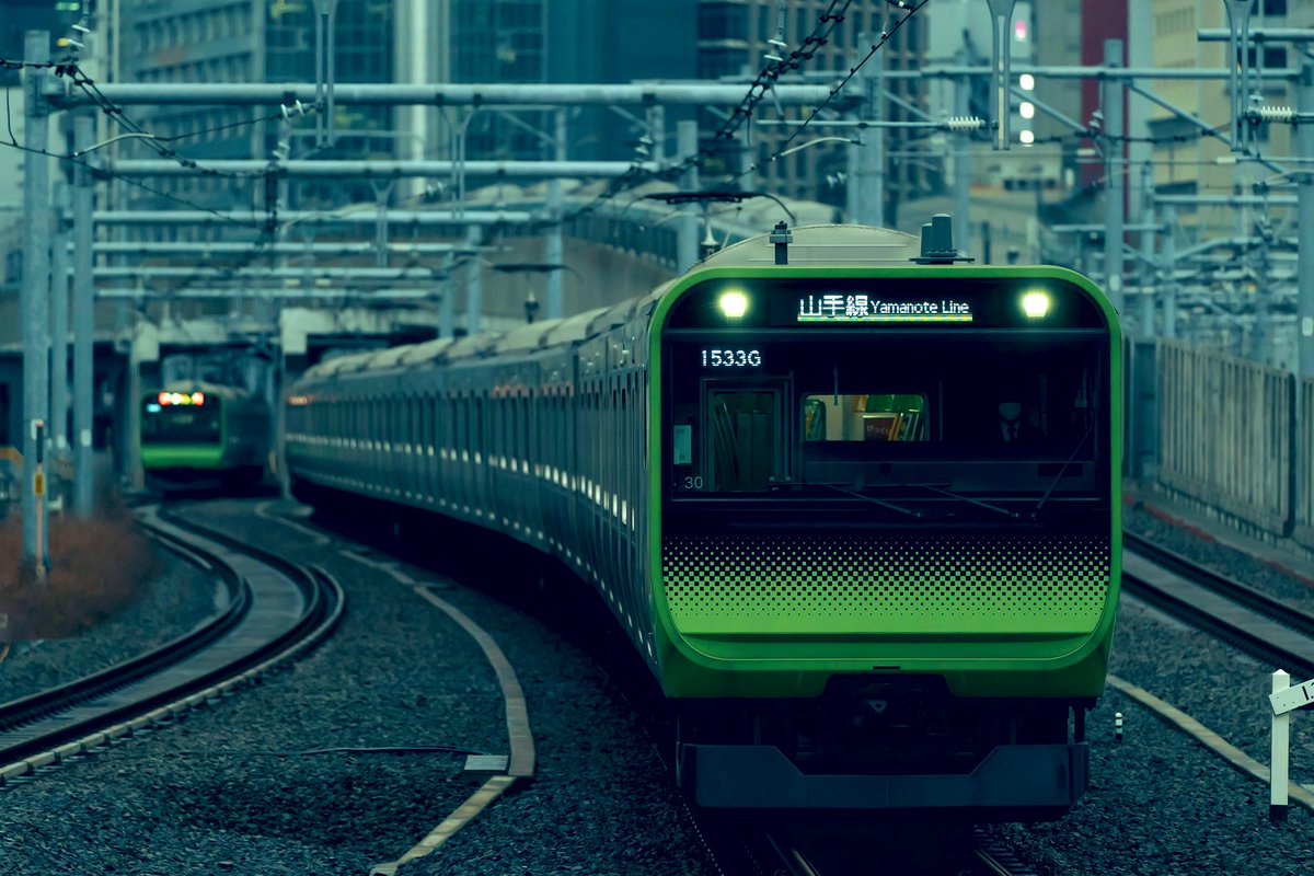 gatanii_paru129's tweet photo. 山手線、新潟製です。

首都圏の人が毎日乗っているE235系。
この電車は、新潟県の鉄道の街「新津」で製造されています。

田んぼのイメージしかなかった皆様へ。
新潟県は、裏から首都を支えています😊

誇り☺️

#新潟県 #新潟市 #山手線 #新津 https://t.co/5AA1ZeqxxC