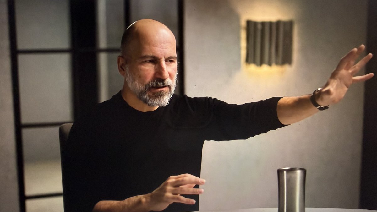 SuperWorld tweet media