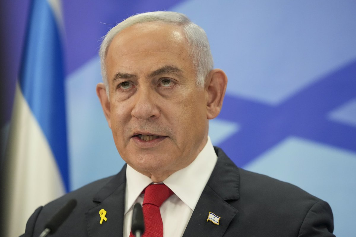 aleehysam's tweet photo. JUST IN: NETANYAHU TARGETED BY IRGC - HIS FATE REMAINS UNKNOWN

"Iran's IRGC says its latest missile attack targeted the Netanyahu's office and the location of the Israeli Air Force commander in a "surprise" strike.
It claims Netanyahu's fate is "unclear" following the attack. https://t.co/ZKVimDheob