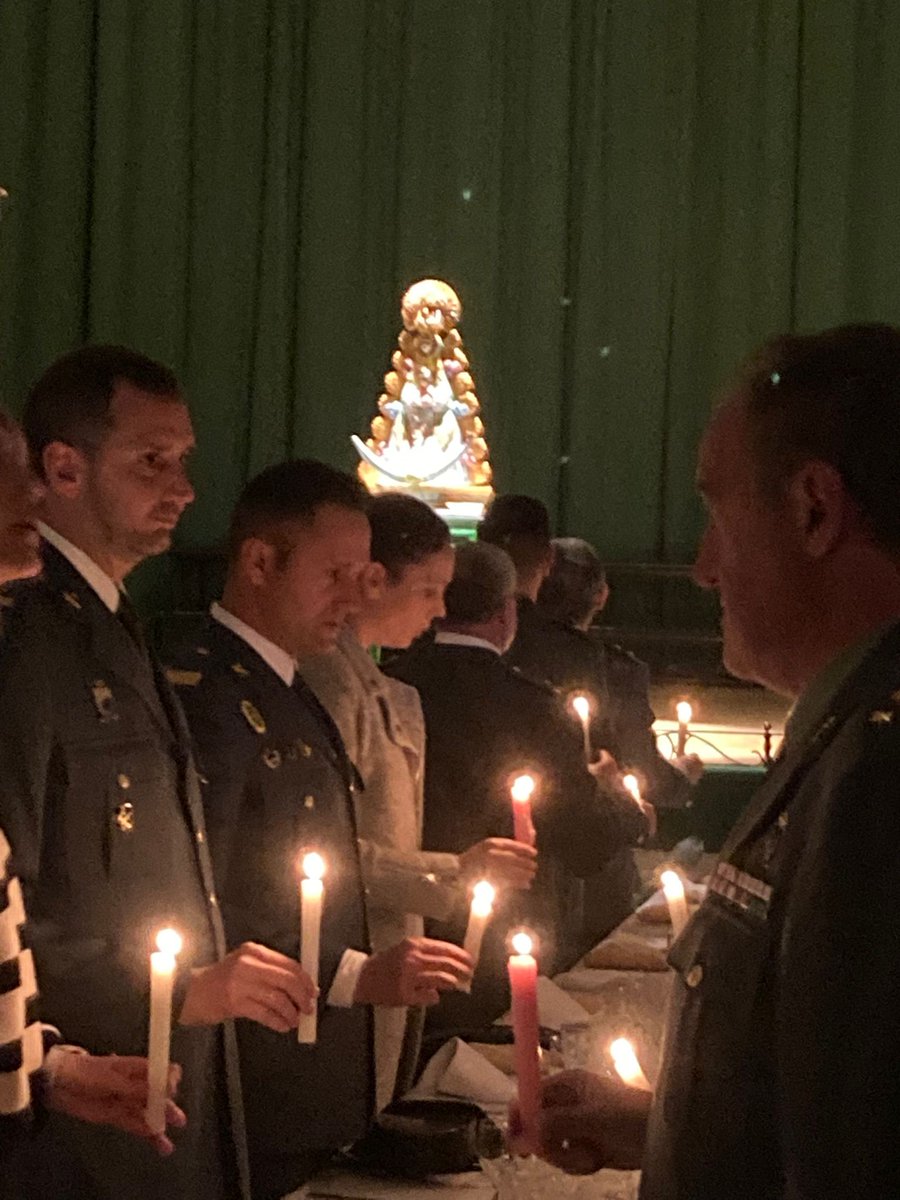 Este fin de semana también acompañamos a la Casa regional de Andalucía en la Misa Rociera y en la tradicional entrega de medallas y diplomas, actos con motivo del día de Andalucía.