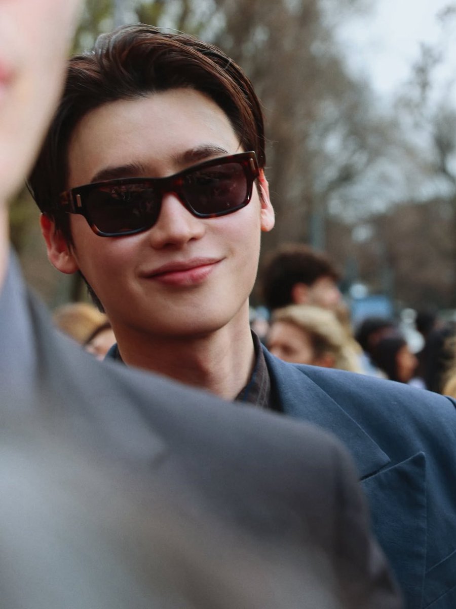 kazusan23505112's tweet photo. キレイ キレイ💫💫

 #이종석  #LeeJongSuk https://t.co/kAWDuwOi3v