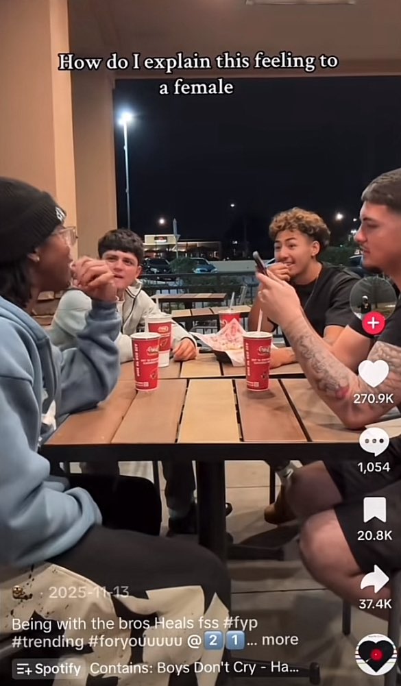 yuri KING #JULY2026TWT tweet media