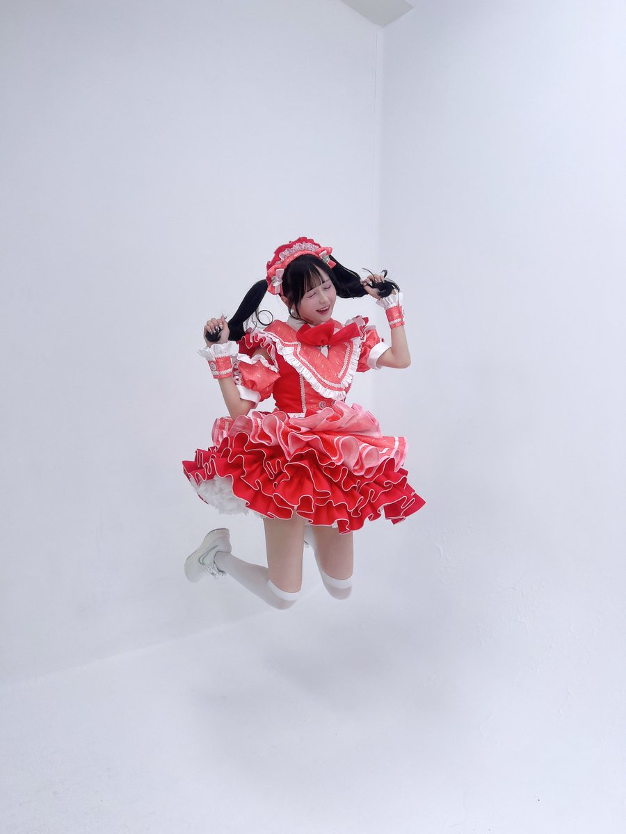 新衣装になったよ🎀🍒