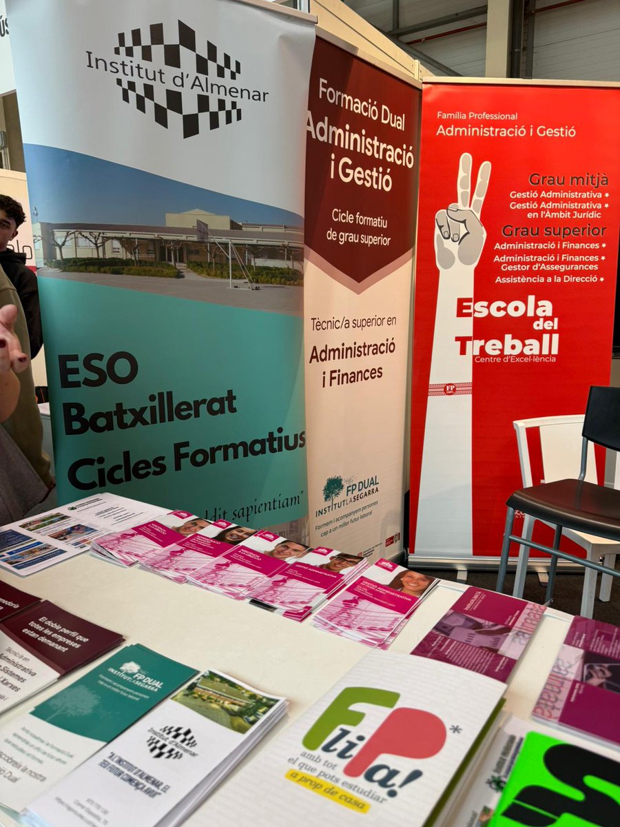 INS Almenar tweet media