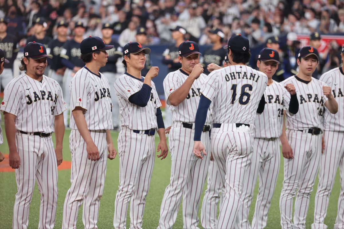 大谷さんとのグータッチの時可愛い顔してた😏 #山本由伸 #大谷翔平