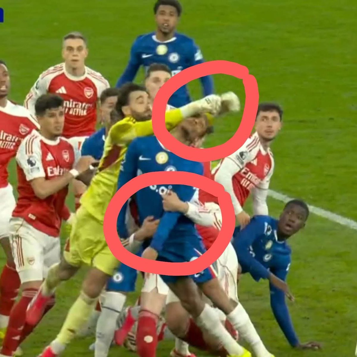 Before the end of the season
We'll see something like this in another game, it'll be reviewed and given as a penalty, why are referee decisions in England so inconsistent 🤦