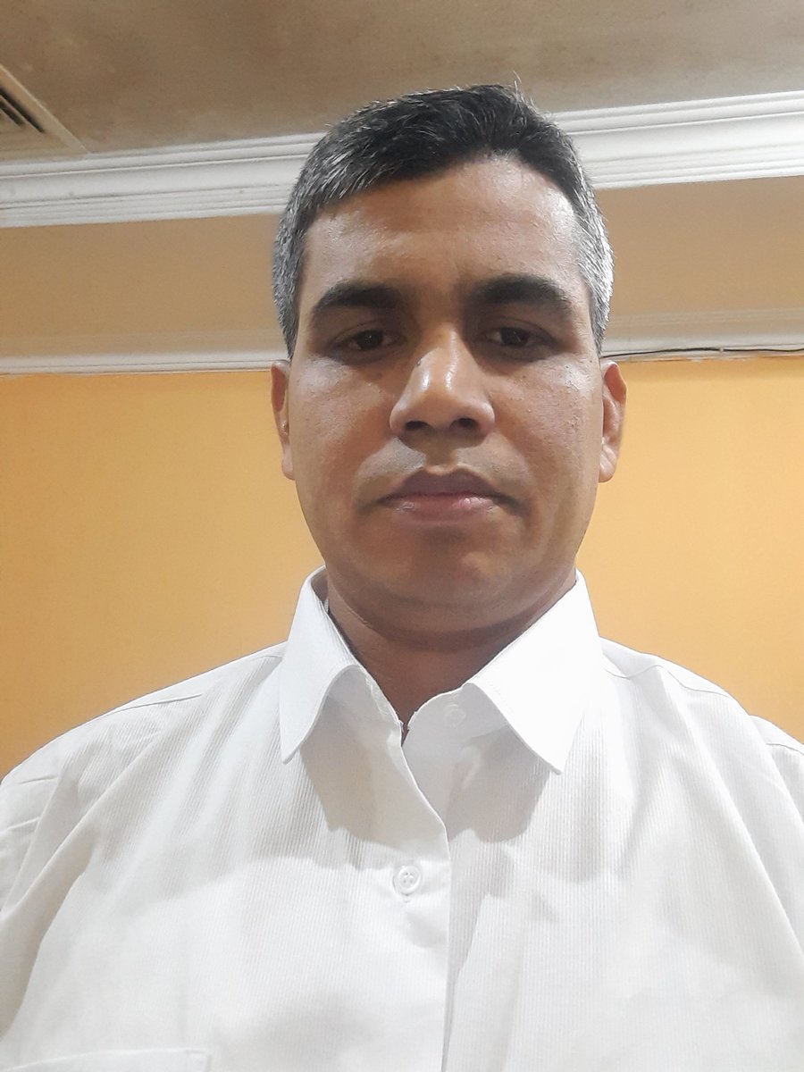 myshohag's tweet photo. মধ্যেপ্রাচ্য বৈধ পথে এসে অবৈধ হবেন,ইউরোপে অবৈধভাবে গিয়ে বৈধ হবেন,দুইটা পথ ভিন্ন হলেও কষ্টের গল্প একই,প্রবাস মানে অনিশ্চিত ভবিষ্যৎ এবং ত্যাগ। https://t.co/QuxWnYOsKs