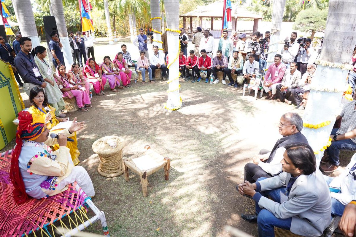 Chief Minister, MP tweet media