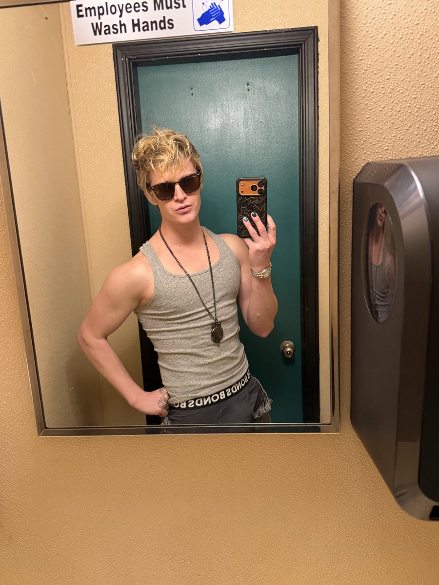Risky Smith⚒️🖤 tweet media