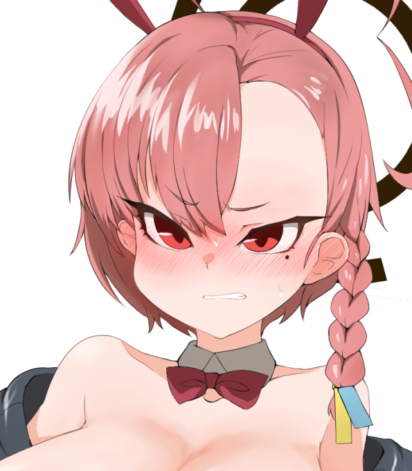 髪のハイライトを資料を見ながら入れてみたら思ったよりだいぶ上手くできてしまった上に、
普段描かないようなキツいツリ眼なのであんまり自分が描いた感じがしない 