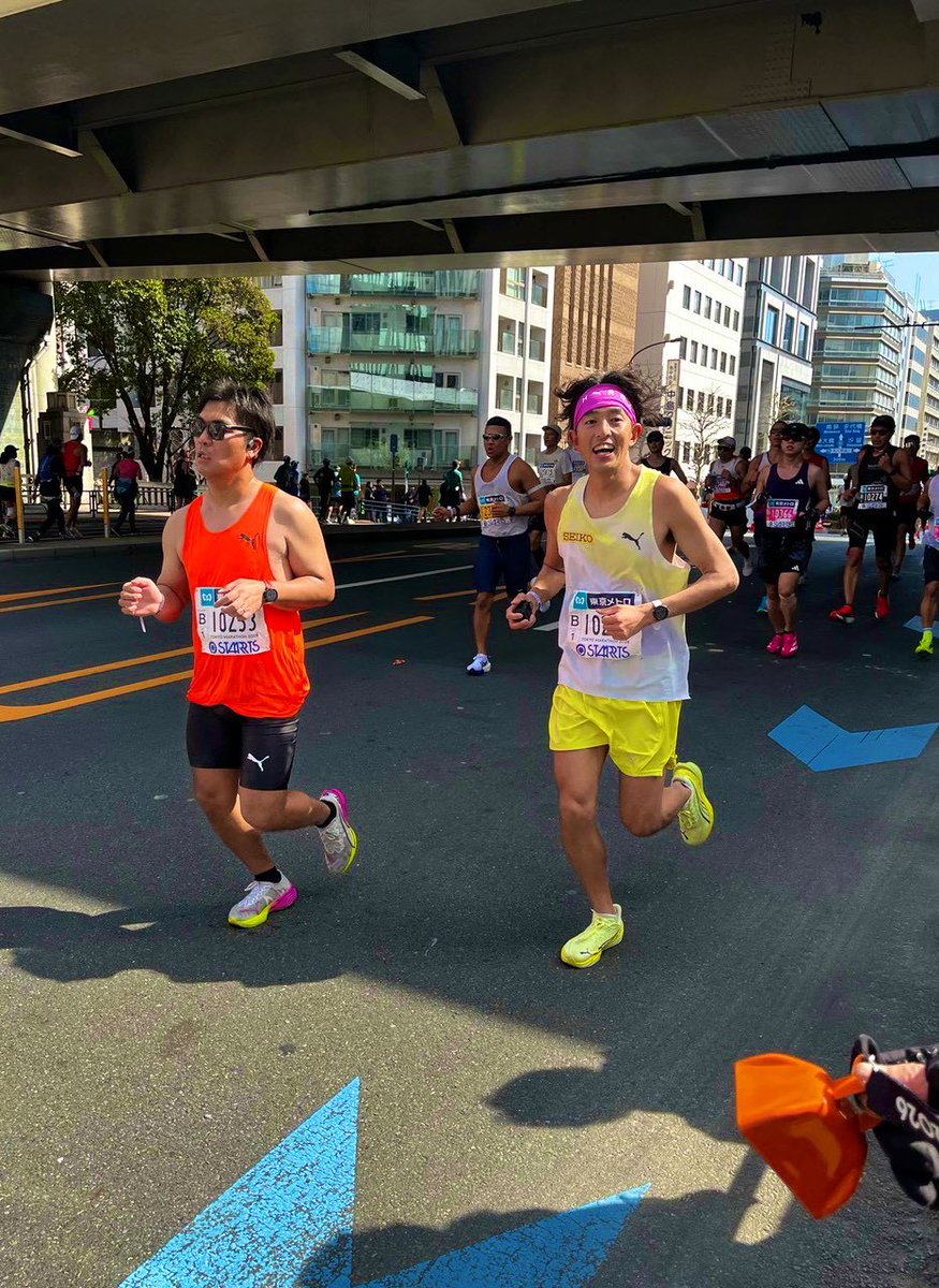 tamujo0402's tweet photo. ONESHIP Running Club – 東京マラソン🗼

最高な景色、最高なコース、最高な応援とともに笑顔でゴールすることができました！！😊
応援してくださった皆さん本当にありがとうございました🙇‍♂️

4月からスタートの第5クール募集を開始！
皆さんに会えるのを楽しみにしています😆
https://t.co/kMIjST8eI9 https://t.co/wCzYHapc4T