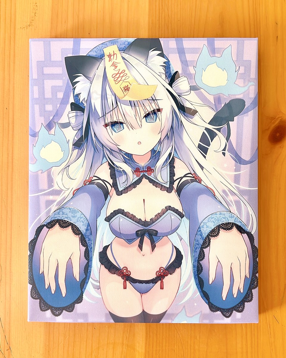 キョンシーねこちゃん直筆サイン入りキャンバスアート予約受付中です