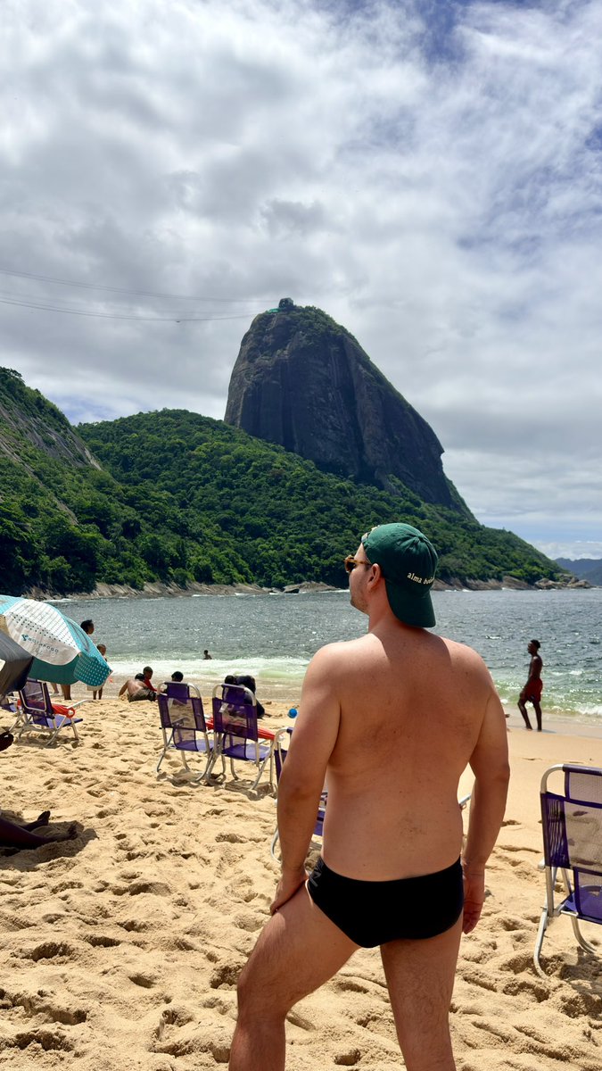 sergismos's tweet photo. Sol é delícia demais, né?! 😋🥵💙 https://t.co/rW0u1eAMNQ