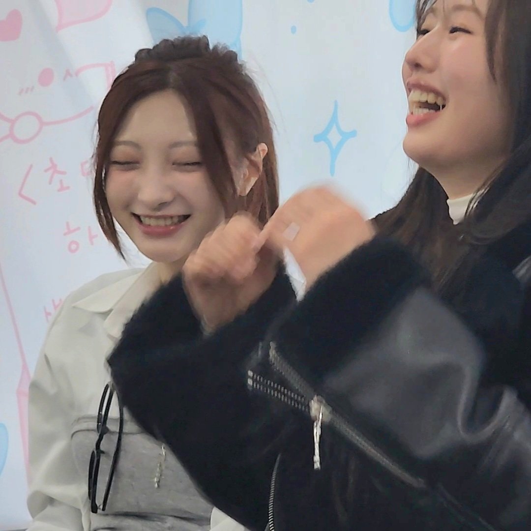 너무이뻐서 너무이뻐함.. 
#아일리원 #ILY1 #アイリーワン
#로나 #RONA #ロナ