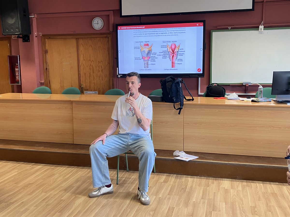 Centro de Profesorado Monzón tweet media