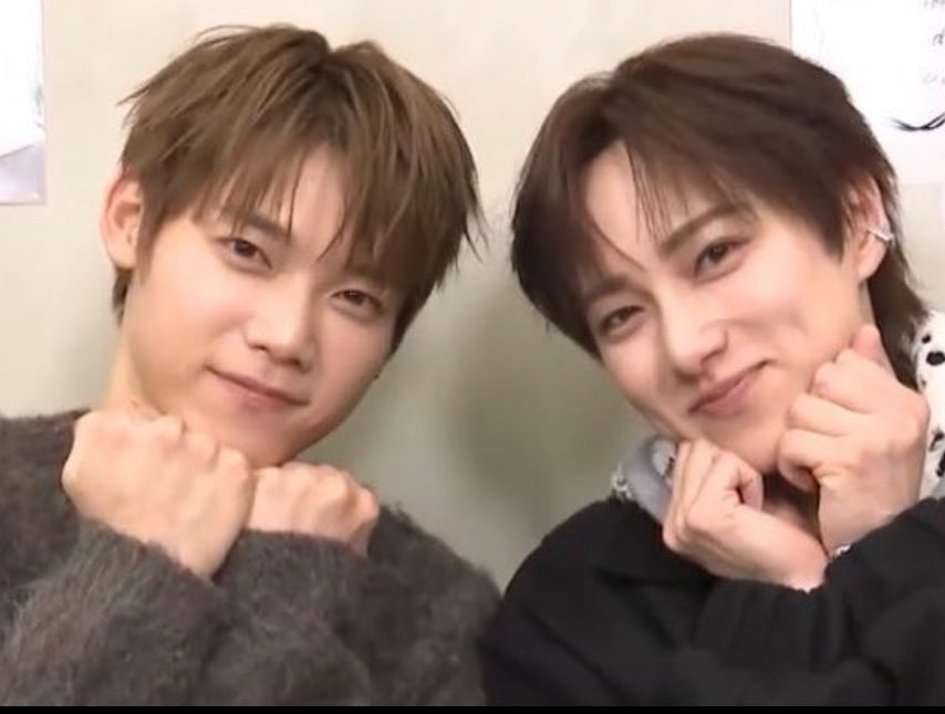 y 🪽🫧 tweet media