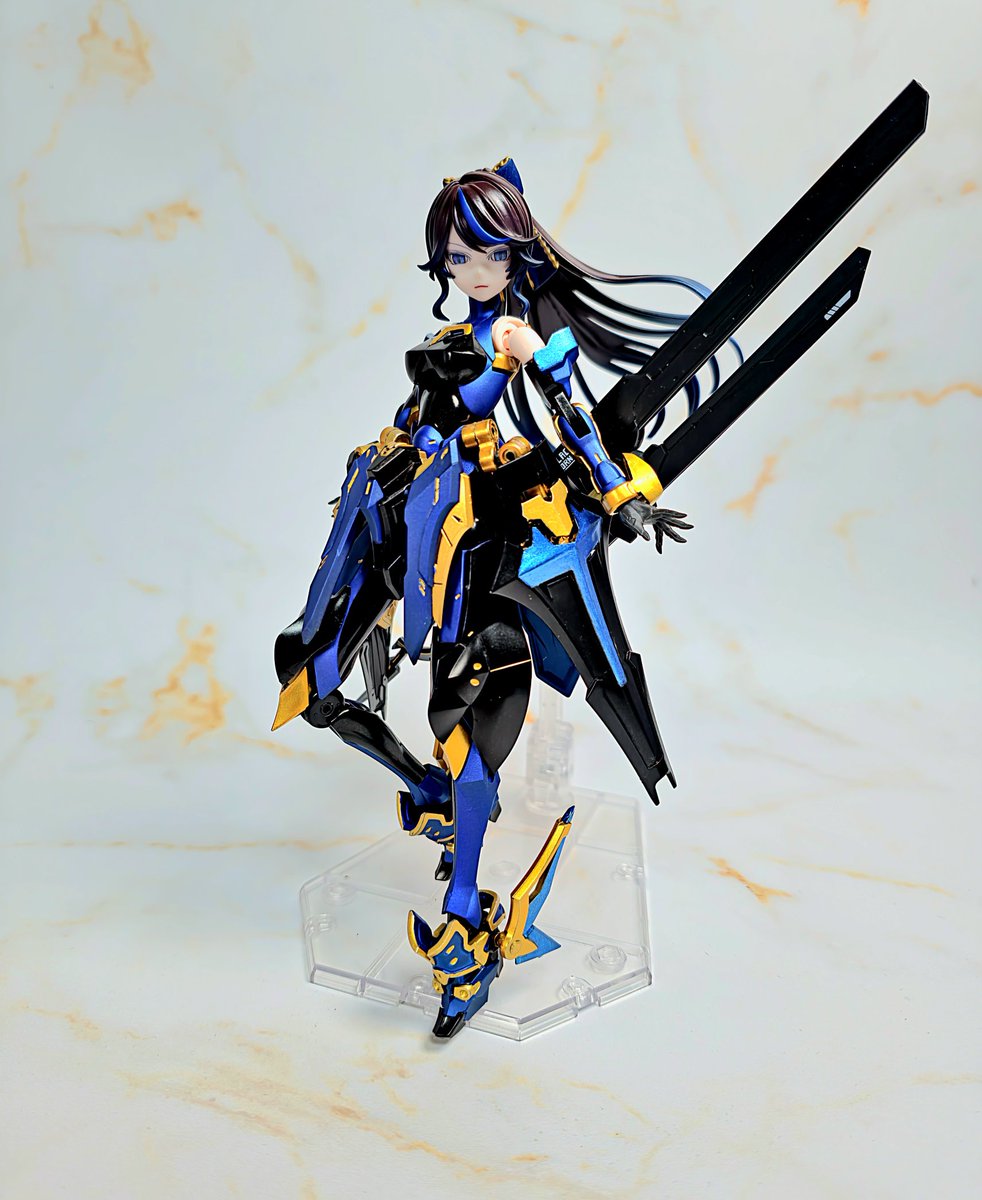 kunya121's tweet photo. エミュレータ完成しました！
忙しくて中々完成させられなかったのですが、やっと色入れ終わりましたε-(´∀｀; )

今回の武器は既製品のキャラの武器をそのまま持たせてみました。
想像以上に持たせて良かったと思ってます( *´꒳`*)

#メガロマリア 
#ミキシング https://t.co/EMuSkF3L2v