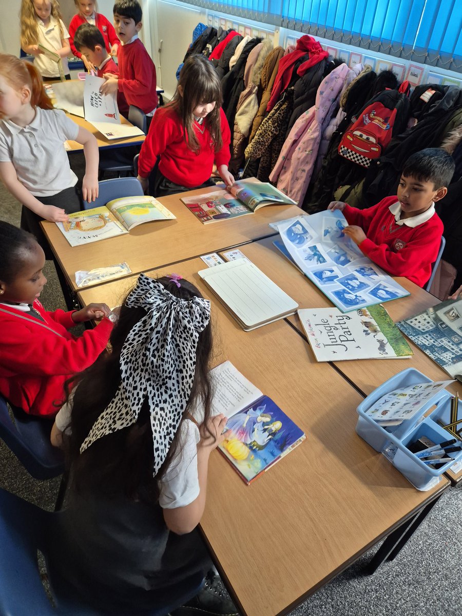 Mrs Pinney tweet media