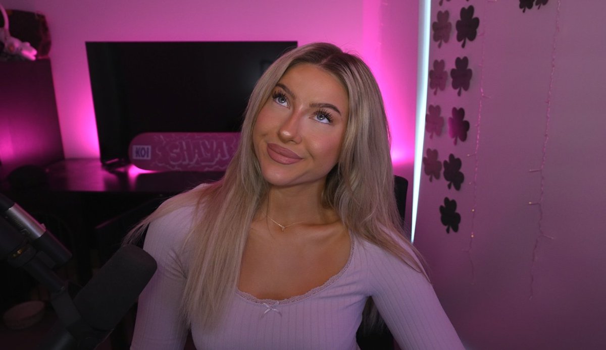 shaya 💜 tweet media