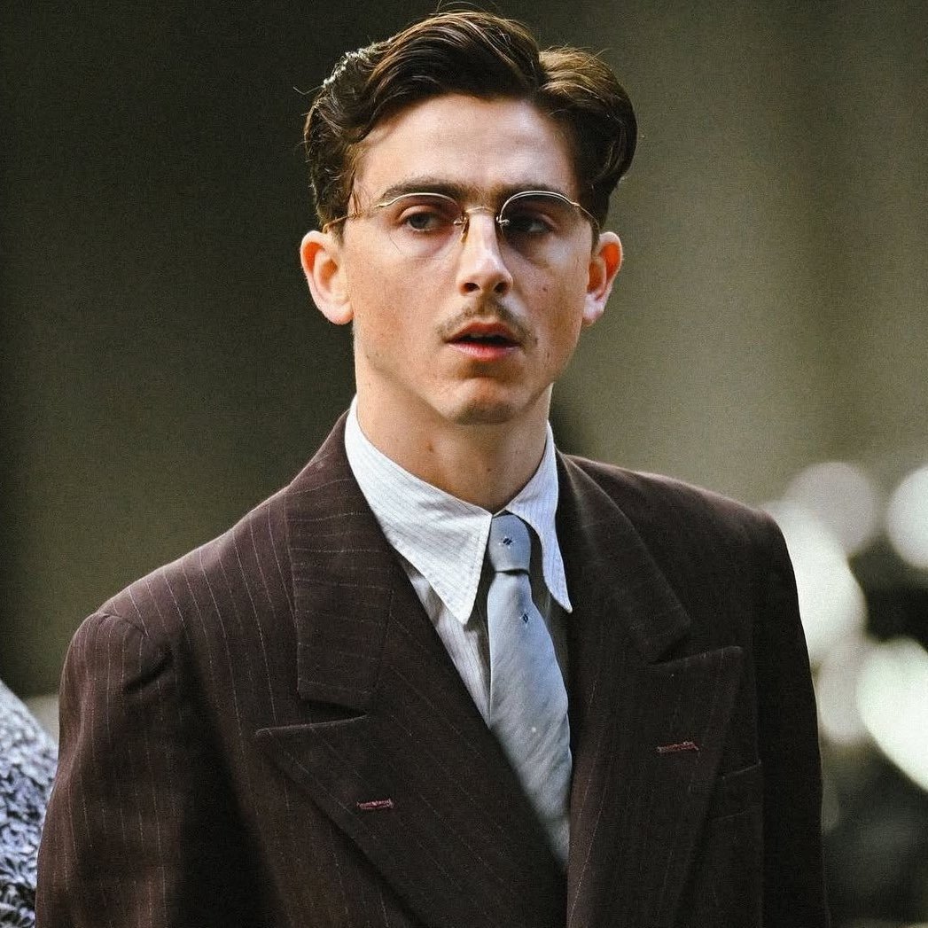 TheePopCore's tweet photo. Whoopi Goldberg calls out Timothée  Chalamet for dissing opera and ballet: 

“You come from a dance family, so when you crap on somebody else’s art form, it doesn’t feel good. You probably didn’t realize until you said, ‘Oh, I’m in trouble,’ but then you compounded it and said, ’14 cents.’ No, when people get mad, it’ll be a lot more than 14 cents, so be careful. I’m just saying. Be careful, boy. He is a boy to me. No disrespect. Really, don’t apologize when you’ve insulted. It doesn’t sound right. You can’t say, ‘Oh, this is dumb, no disrespect.’ That’s absolute disrespect.”