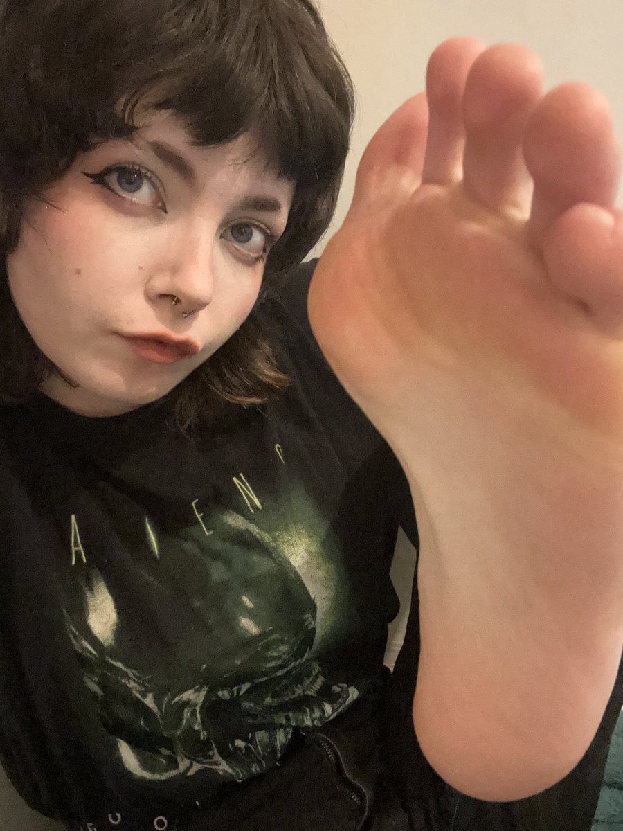 ✮indigo✮ tweet media