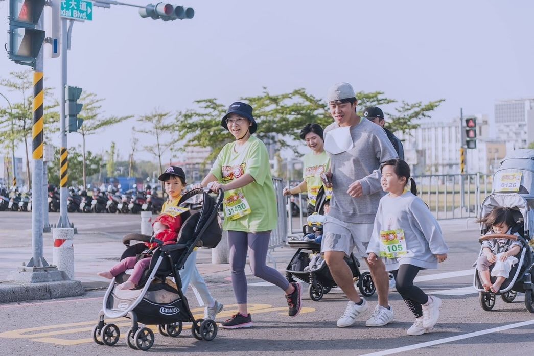 6047109668 drjulierao, 6047703400 6044288682 tweet media