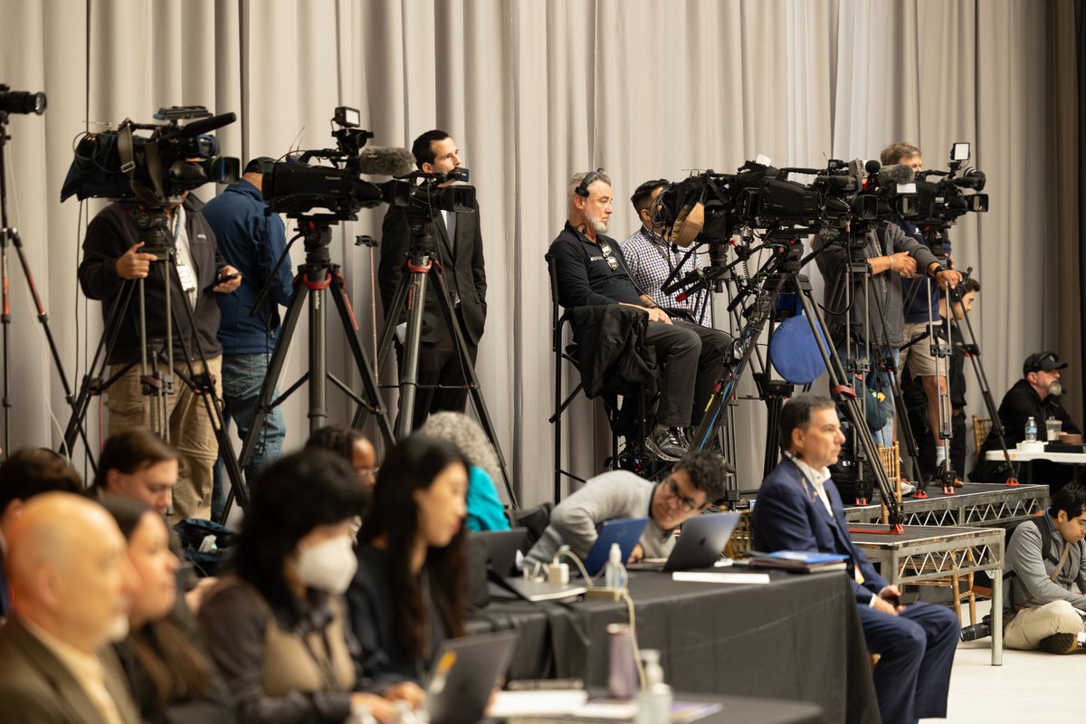 Randle Communications tweet media