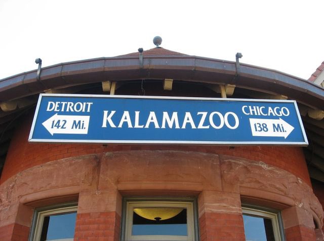 veggiespam's tweet photo. @BillyTMtn @ClistonBrown The “almost halfway” sign in the @Amtrak station in Kalamazoo. ￼ ￼ https://t.co/ly3CKadrph