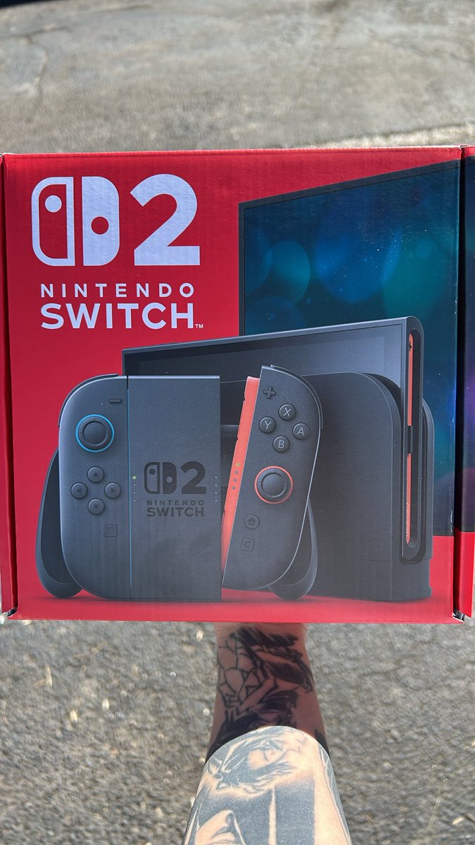 Meli ᰔᩚ tweet media