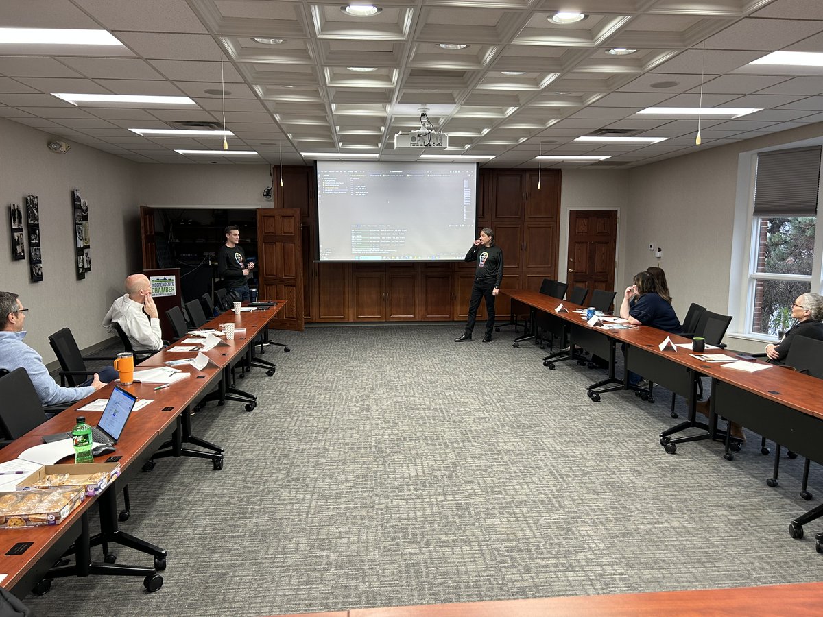 Missouri Enterprise is your go-to resource for all things manufacturing! This photo is from our recent AI event. If you missed it, we will be hosting additional AI seminars across the state.

Check out our events page for these and other upcoming events: missourienterprise.org/events/