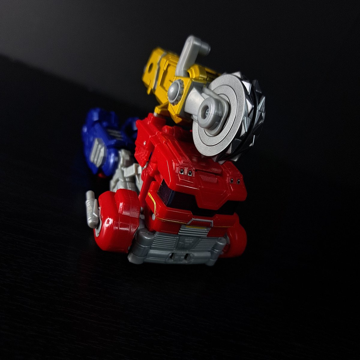IEdxts's tweet photo. @TFHypeGuy @XRazer555 I'm having fun with Orion ngl https://t.co/1g0HjJ4BJL