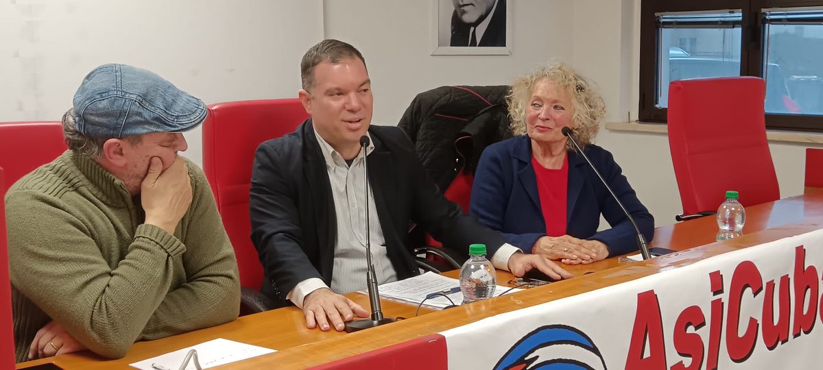 Oficina Política Embajada de Cuba en Italia tweet media